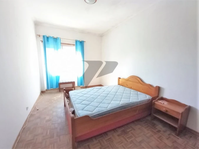 Apartamento T2 para Venda em Rio de Mouro Foto 15