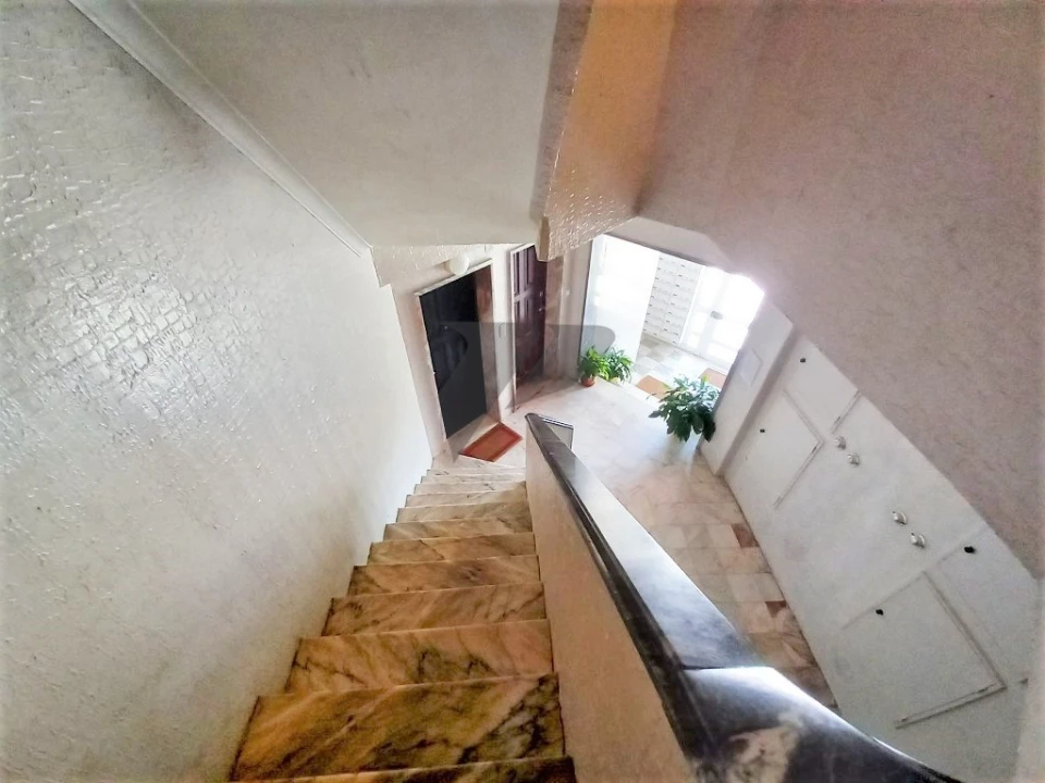 Apartamento T2 para Venda em Rio de Mouro Foto 22