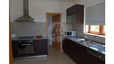 Moradia T4 para Venda em Luz