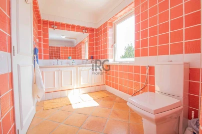 Moradia T4 para Venda em Loule (São Clemente)