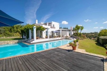 Moradia T4 para Venda em Loule (São Clemente)