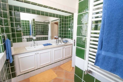 Moradia T4 para Venda em Loule (São Clemente)