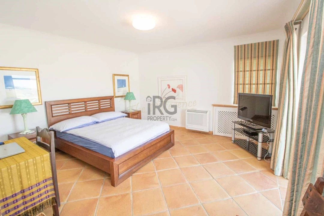 Moradia T4 para Venda em Loule (São Clemente) Foto 46