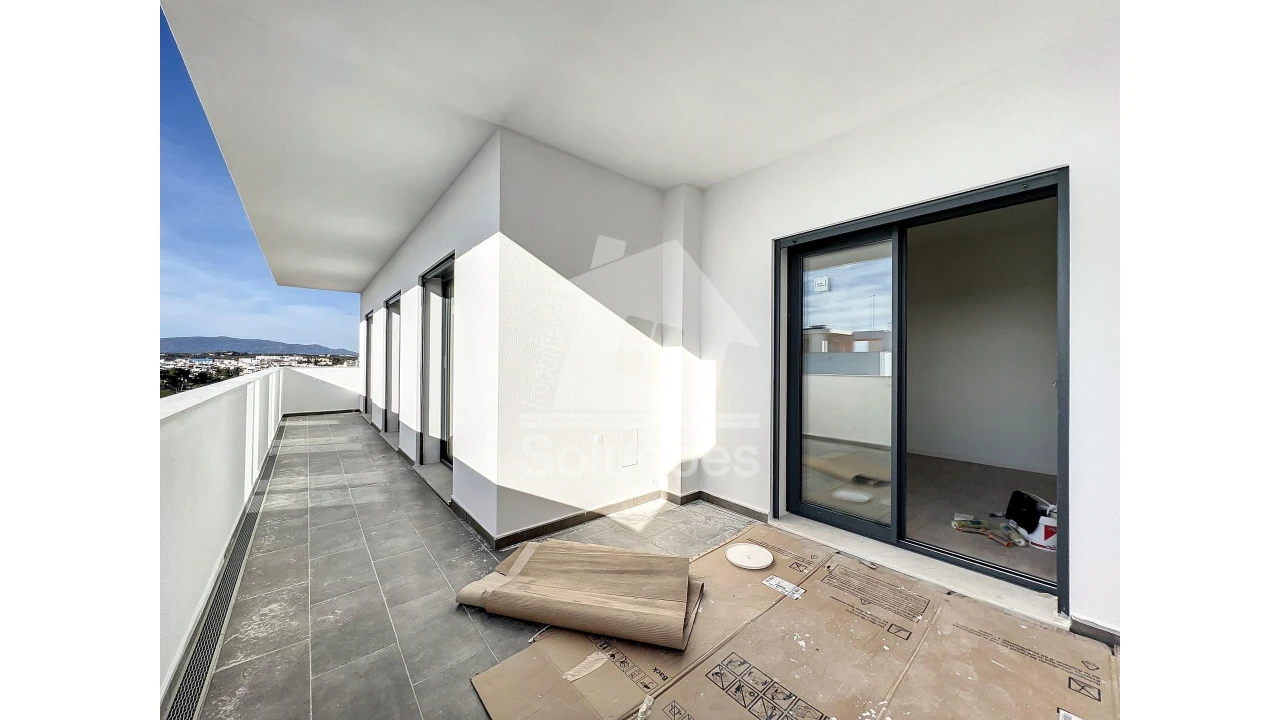 Apartamento T4 para Venda em Portimão Foto 15