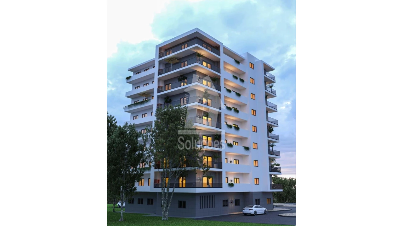 Apartamento T4 para Venda em Portimão Foto 2