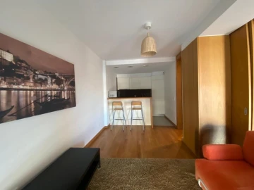 Apartamento T1 para Arrendamento em Paranhos