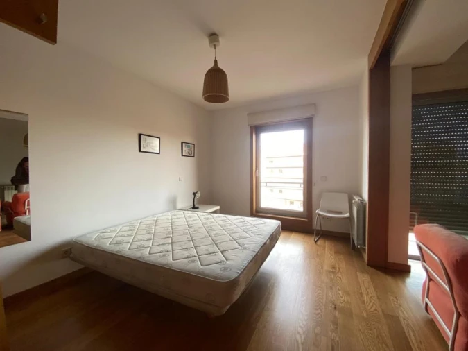 Apartamento T1 para Arrendamento em Paranhos Foto 16