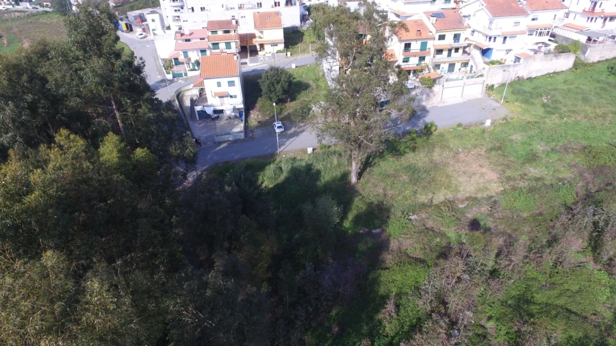 Terreno para Venda em Gondomar (São Cosme), Valbom e Jovim Foto 2