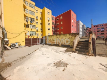 Loja para Venda em Areeiro