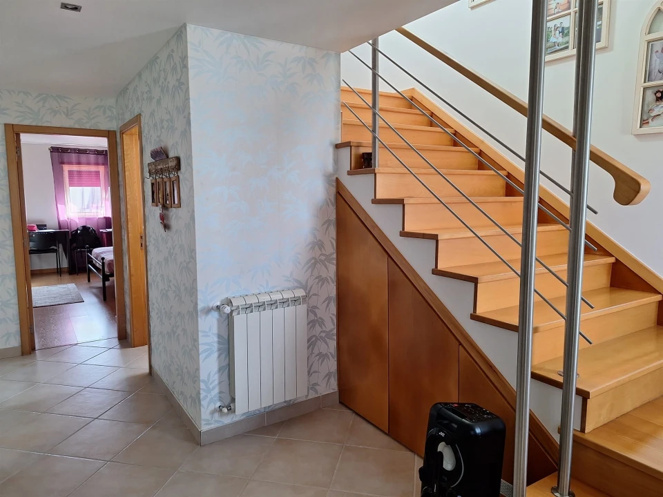 Moradia T5 para Venda em Monte Real e Carvide Foto 12