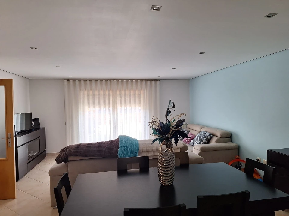 Moradia T5 para Venda em Monte Real e Carvide Foto 3