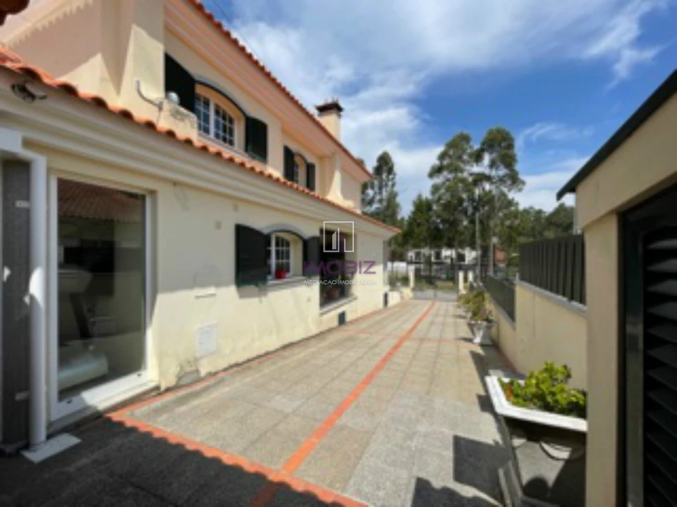 Moradia T4 para Venda em Santa Joana Foto 30