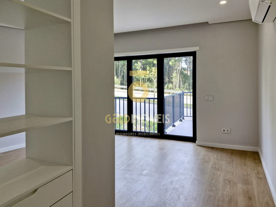 Apartamento T2 para Venda em O. Azeméis, Riba-Ul, Ul, Macinhata Seixa, Madail Foto 16