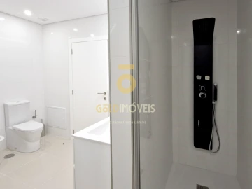 Apartamento T2 para Venda em O. Azeméis, Riba-Ul, Ul, Macinhata Seixa, Madail