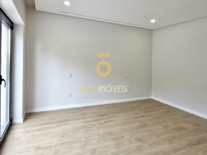 Apartamento T2 para Venda em O. Azeméis, Riba-Ul, Ul, Macinhata Seixa, Madail Foto 26