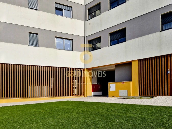 Apartamento T2 para Venda em O. Azeméis, Riba-Ul, Ul, Macinhata Seixa, Madail Foto 3