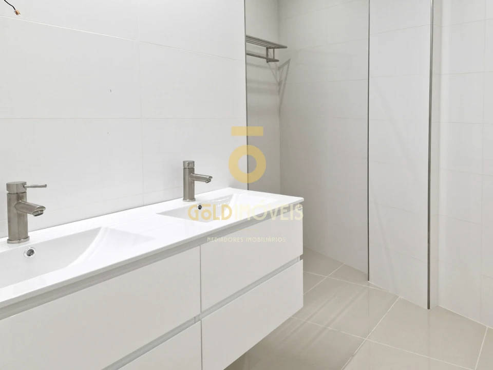 Apartamento T2 para Venda em O. Azeméis, Riba-Ul, Ul, Macinhata Seixa, Madail Foto 21