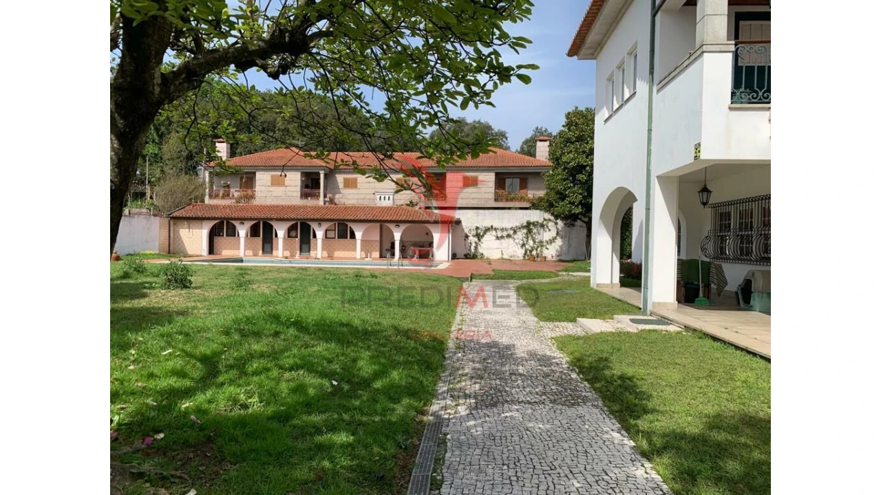 Moradia T4 para Venda em Gavião Foto 3