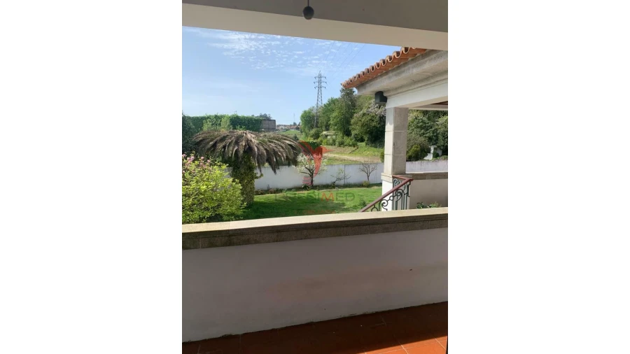 Moradia T4 para Venda em Gavião Foto 8