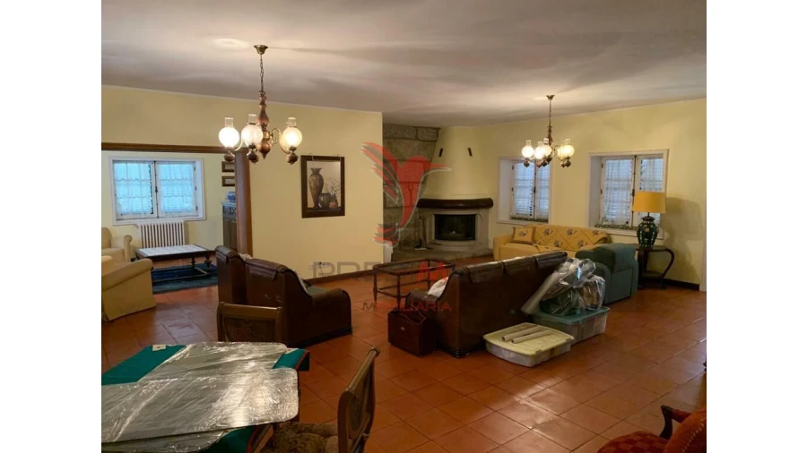 Moradia T4 para Venda em Gavião Foto 10