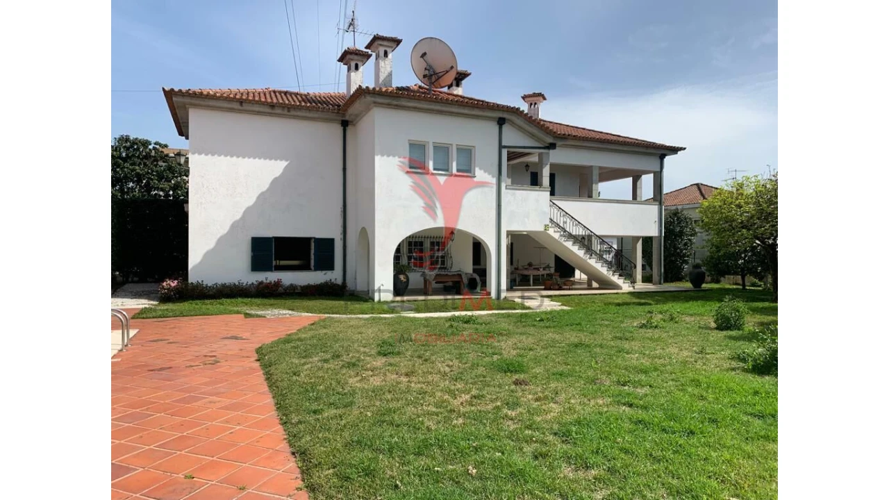 Moradia T4 para Venda em Gavião Foto 1