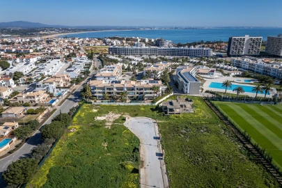 Terreno para Venda em Lagos (São Sebastião e Santa Maria)