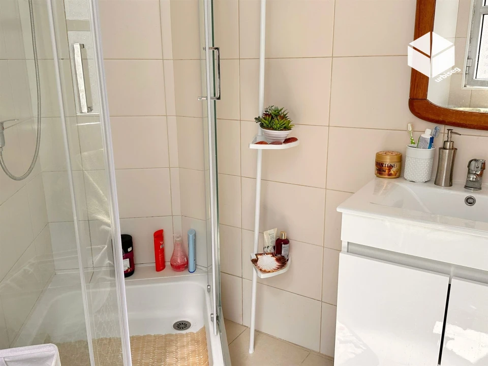 Prédio para Venda em Buarcos Foto 27