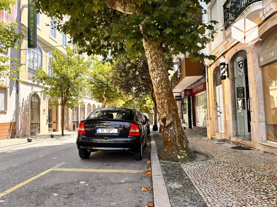 Prédio para Venda em Buarcos Foto 6