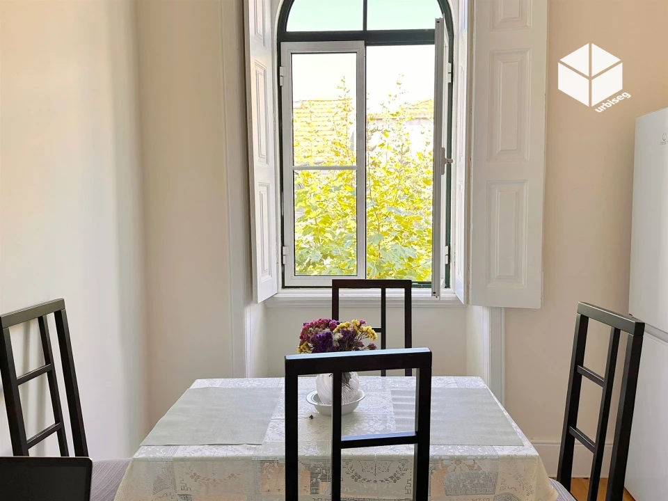 Prédio para Venda em Buarcos Foto 14