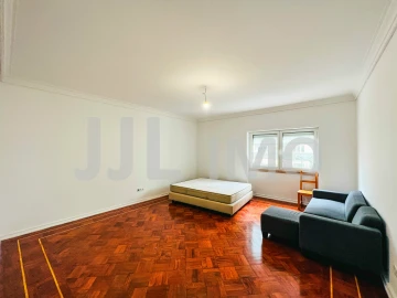 Apartamento T6 para Venda em Avenidas Novas