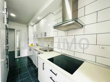 Apartamento T6 para Venda em Avenidas Novas