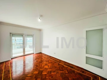 Apartamento T6 para Venda em Avenidas Novas