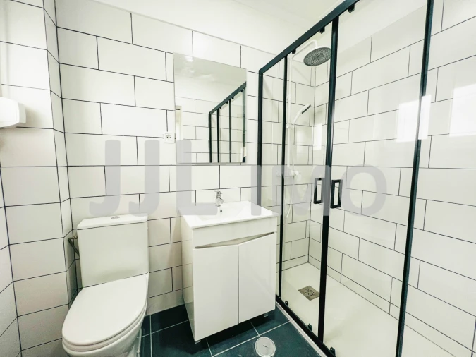 Apartamento T6 para Venda em Avenidas Novas Foto 27