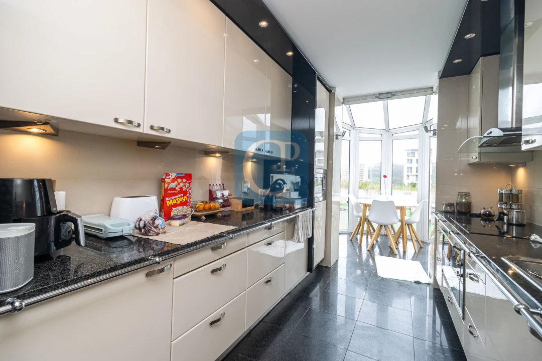 Apartamento T4 para Venda em Campanhã Foto 21
