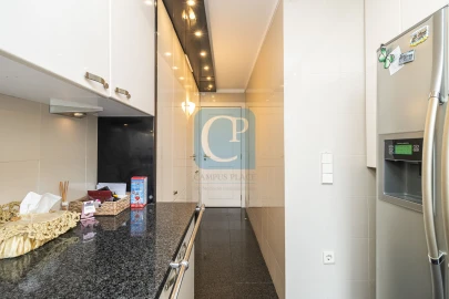 Apartamento T4 para Venda em Campanhã