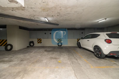 Apartamento T4 para Venda em Campanhã