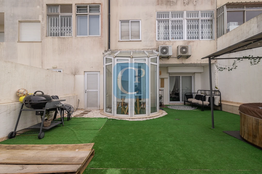 Apartamento T4 para Venda em Campanhã Foto 46
