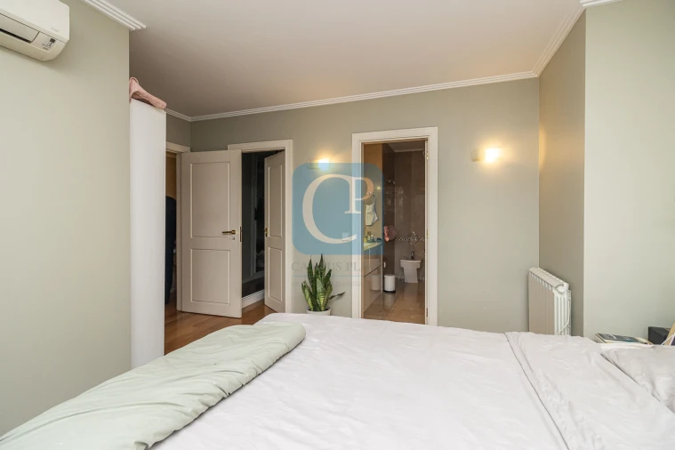 Apartamento T4 para Venda em Campanhã Foto 31