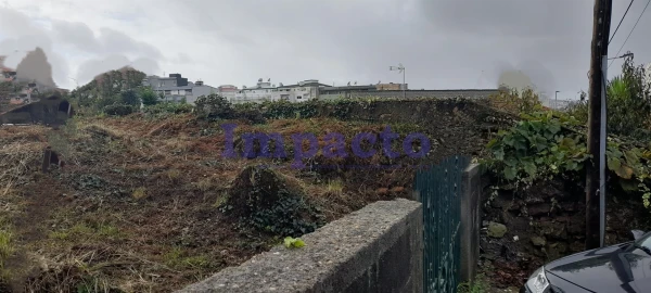 Terreno para Venda em São João da Madeira