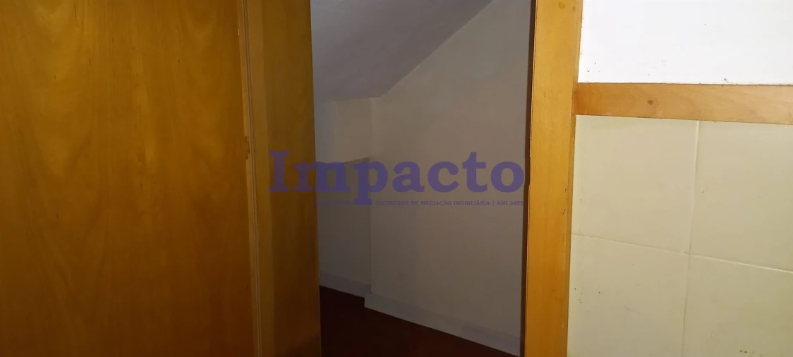 Moradia T3 para Venda em Fornos Foto 43