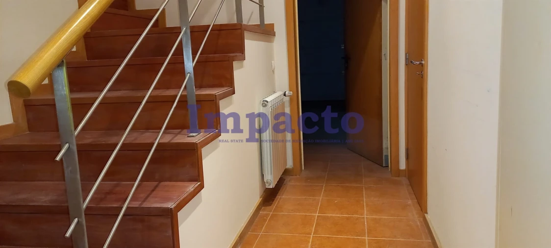 Moradia T3 para Venda em Fornos Foto 36