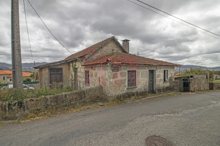 Moradia T4 para Venda em Lordelo Foto 16