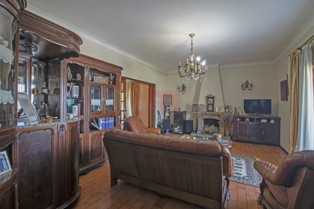 Moradia T6 para Venda em Vila das Aves Foto 4