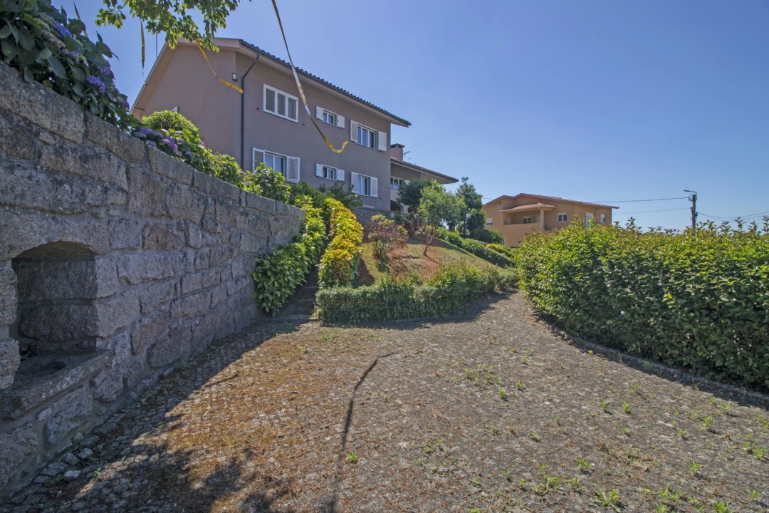 Moradia T6 para Venda em Vila das Aves Foto 86