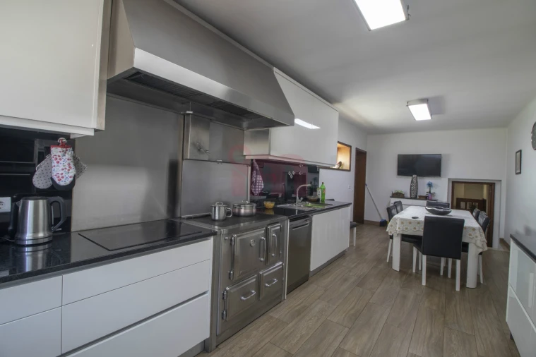 Moradia T6 para Venda em Vila das Aves Foto 51