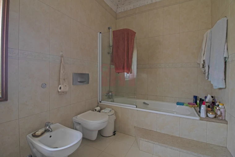 Moradia T6 para Venda em Vila das Aves Foto 26