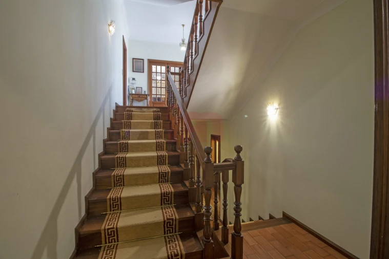 Moradia T6 para Venda em Vila das Aves Foto 45