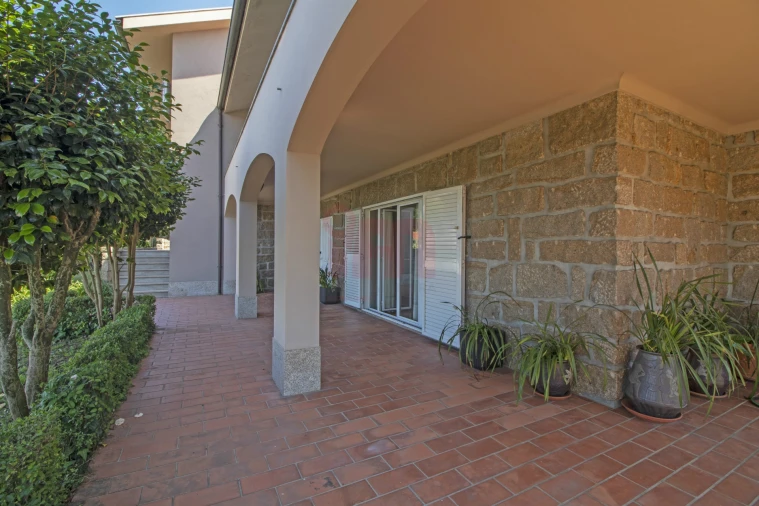 Moradia T6 para Venda em Vila das Aves Foto 58