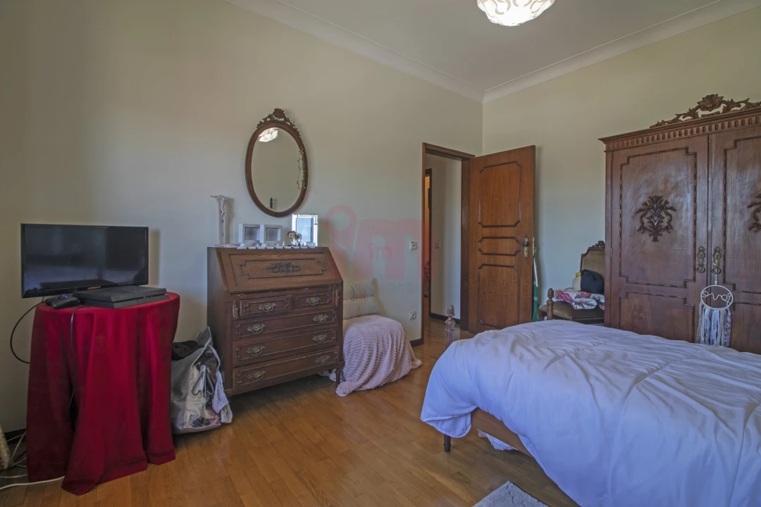 Moradia T6 para Venda em Vila das Aves Foto 37