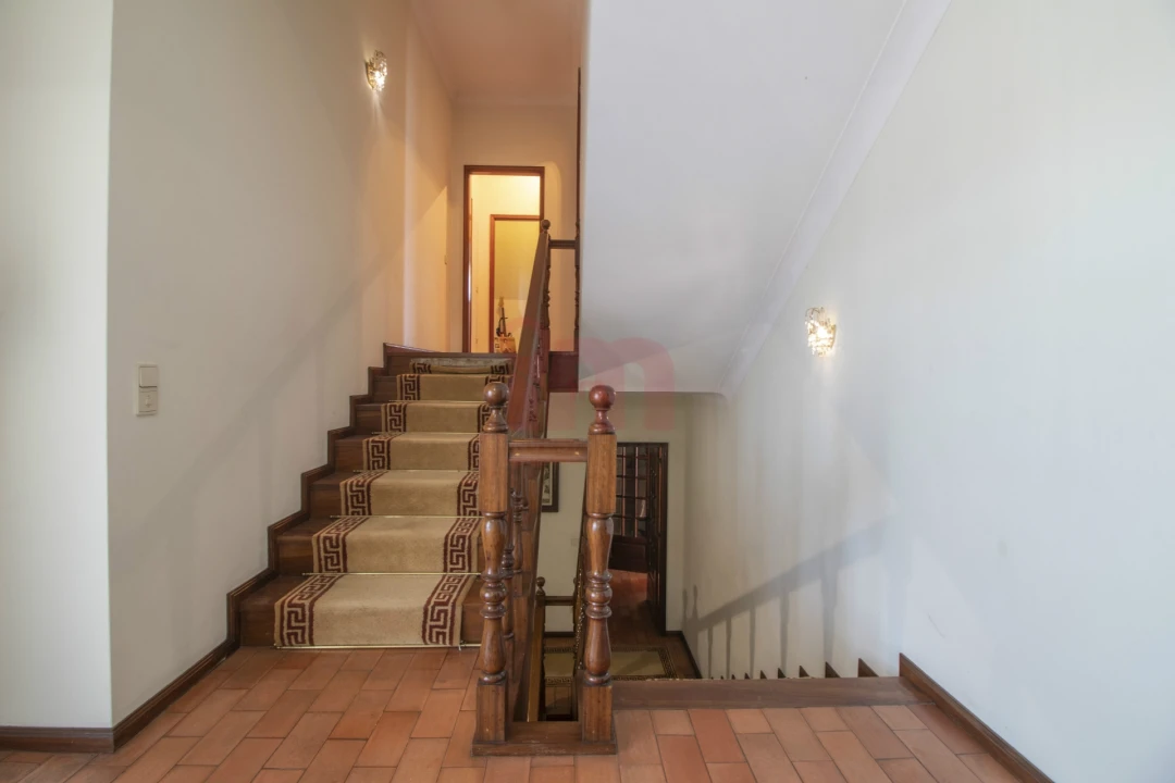 Moradia T6 para Venda em Vila das Aves Foto 18